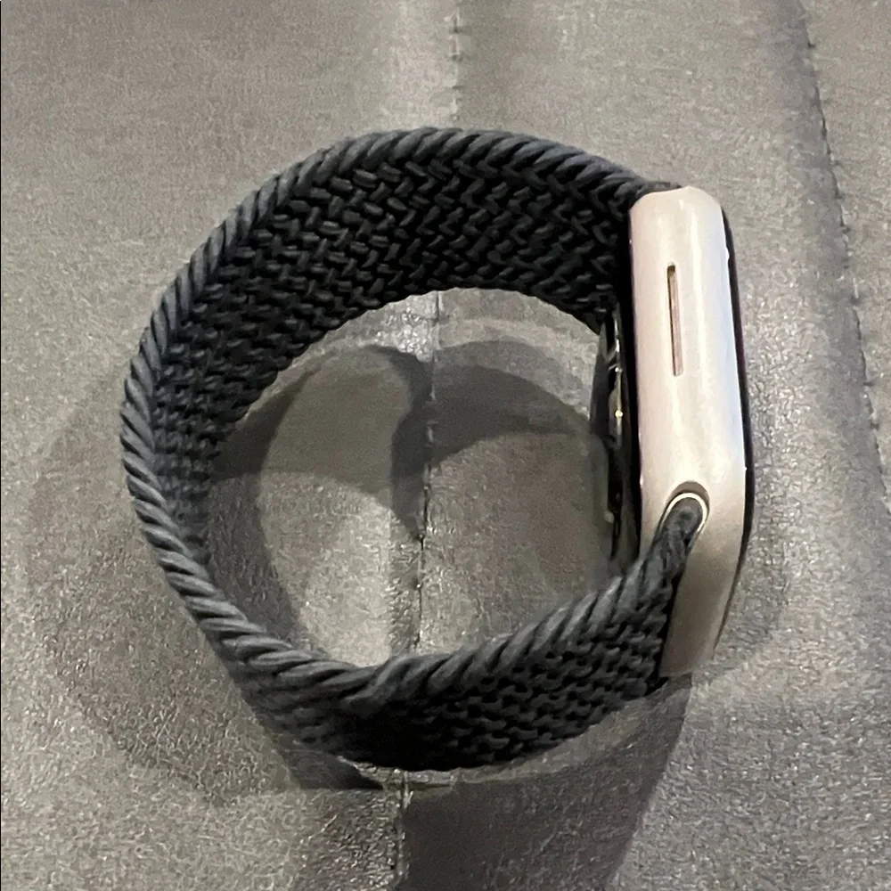 Apple Watch 41mm Series 7 LTE Cellular GPS with Midnight Braided Solo Loop Band